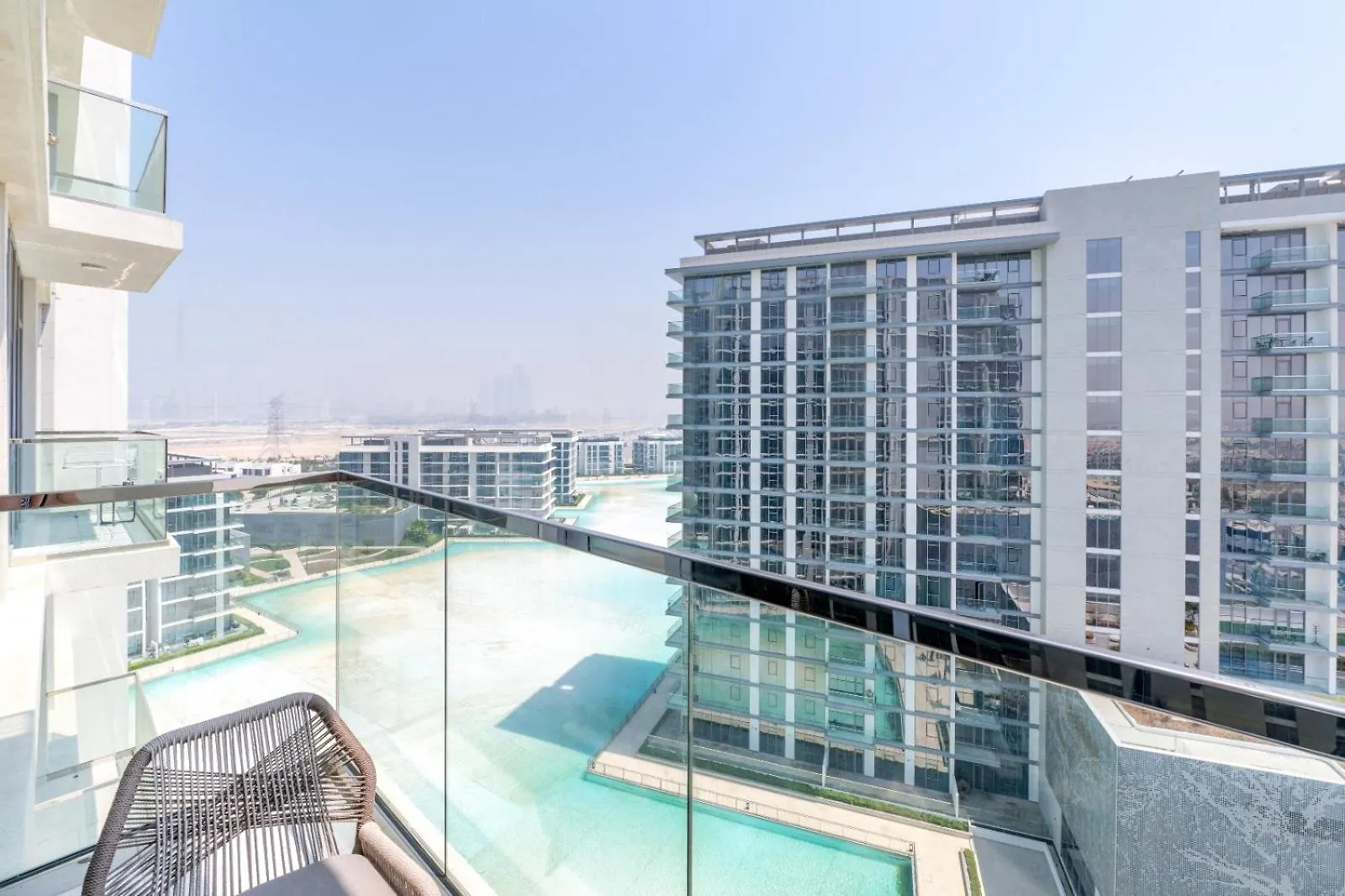 Modern 1Br For 4 With Breathtaking Lagoon Views contacts
